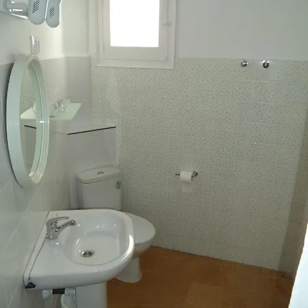 Cruz Konukevi 3*
